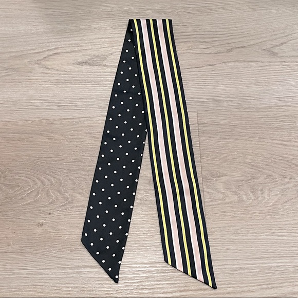 Urban Outfitter Reversible Neck or Head Scarf. - Picture 4 of 4